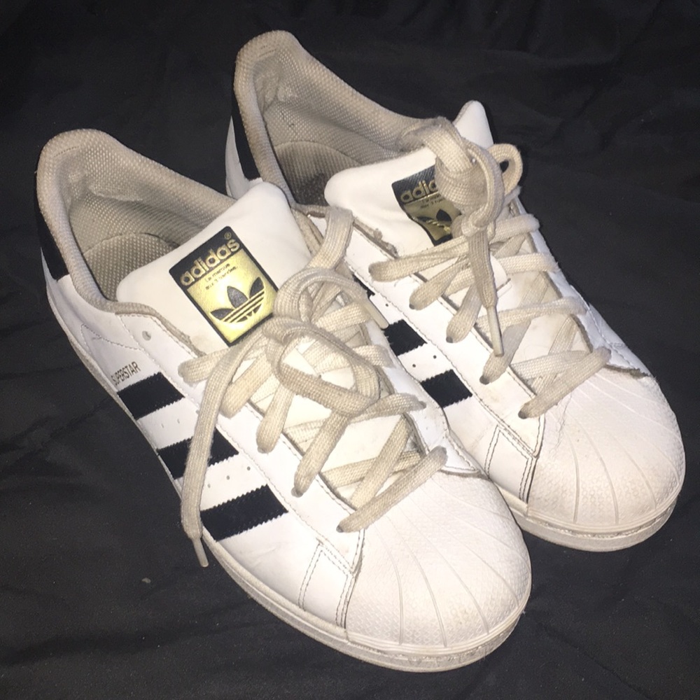 SUPER STAR ADIDAS !